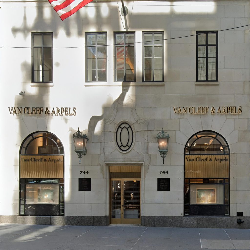 Manhattan Luxury Shopping & Fashion Private Tour Westchester private chauffeur tour service
